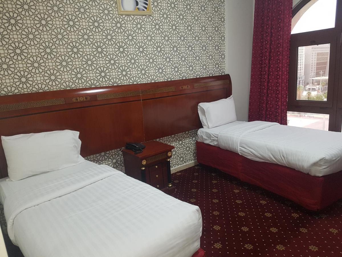 Karam Taibah Almasi Hotel Medina Buitenkant foto