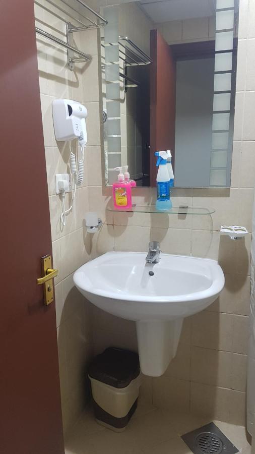 Karam Taibah Almasi Hotel Medina Buitenkant foto