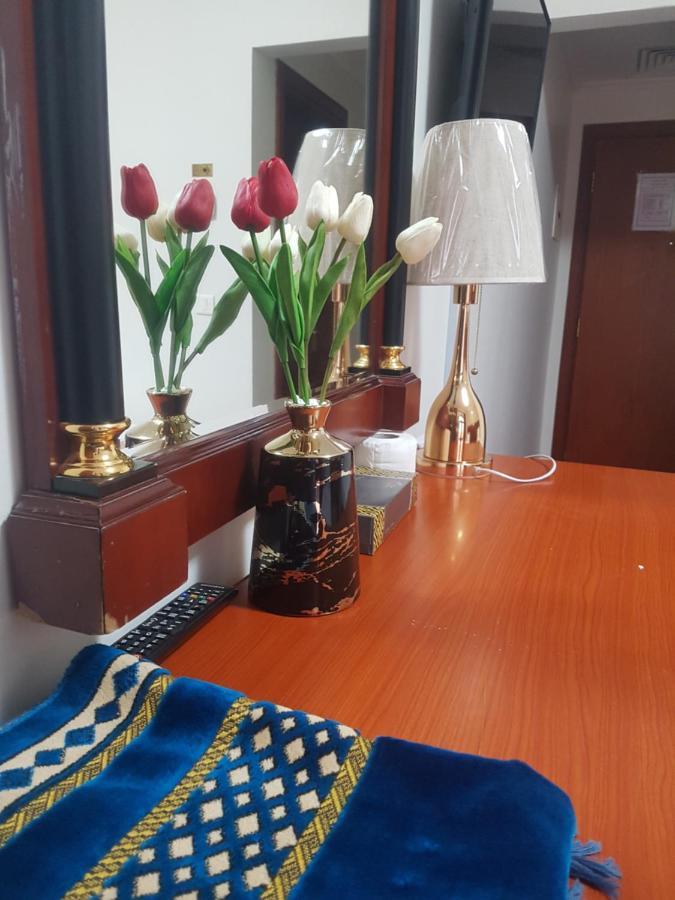 Karam Taibah Almasi Hotel Medina Buitenkant foto